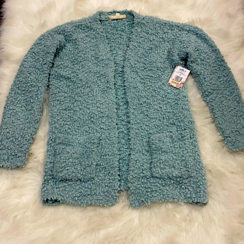 Cozy Sweater 🍁